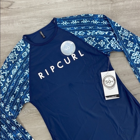 ☀️RIP CURL☀️ TROPIC SHACK RELAXED LONG SLEEVE RASH GUARD - Picture 5 of 11